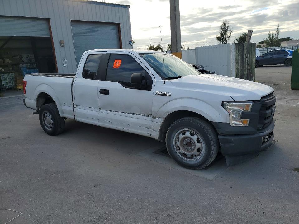 Photo 4 from auction – 2017 FORD F150 SUPER with VIN 1FTEX1C83HKC58392