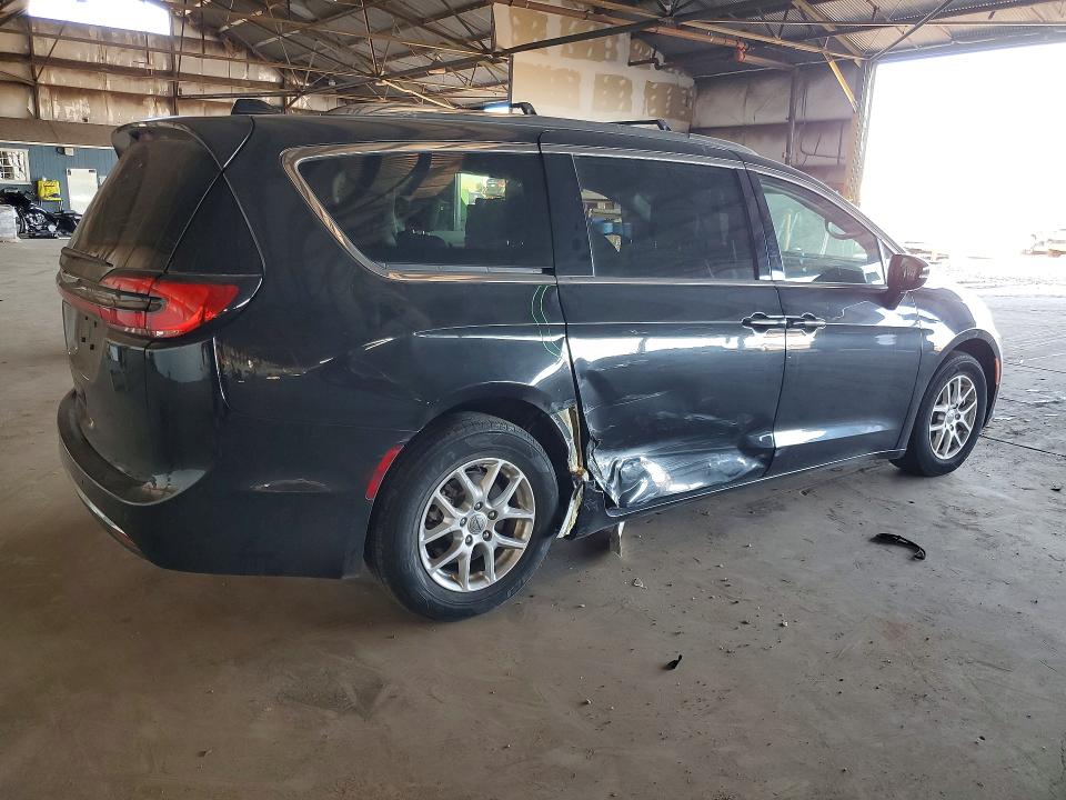Photo 3 from auction – 2021 CHRYSLER PACIFICA with VIN 2C4RC1BG1MR527927
