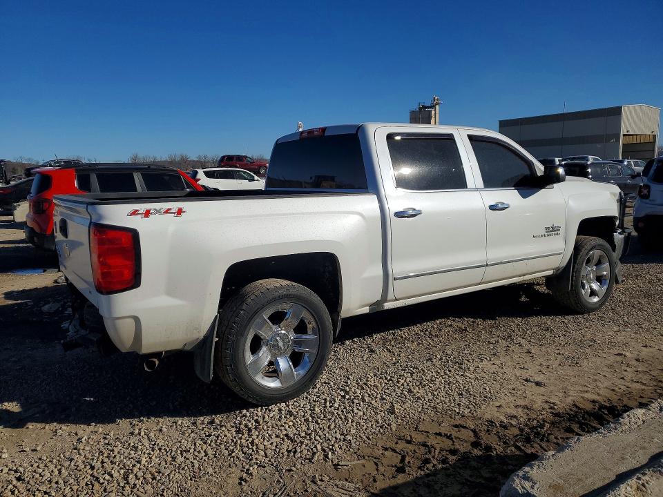 Photo 3 from auction – 2016 CHEVROLET SILVERADO with VIN 3GCUKREC5GG151991