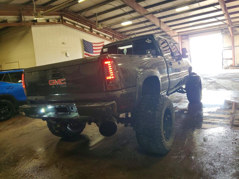 Photo 3 from auction – 2003 GMC SIERRA with VIN 1GTHK23183F197322