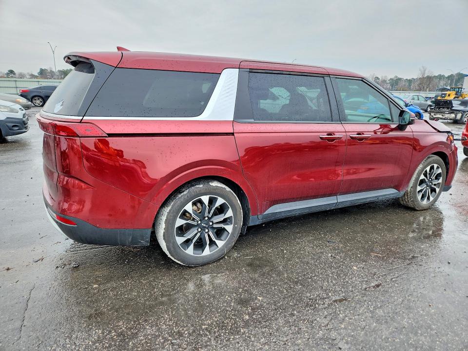Photo 3 from auction – 2024 KIA CARNIVAL with VIN KNDNC5H34R6314818
