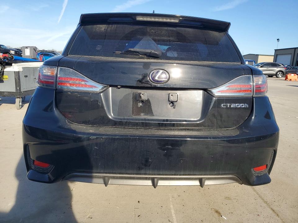 Photo 6 from auction – 2014 LEXUS CT with VIN JTHKD5BH6E2173755
