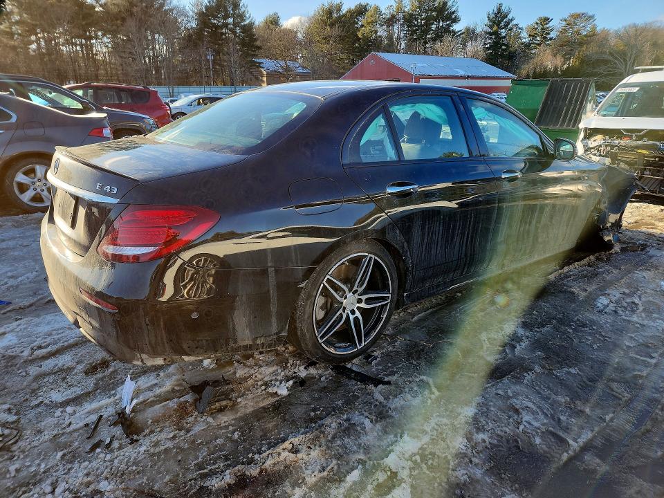 Photo 3 from auction – 2018 MERCEDES-BENZ E with VIN WDDZF6EB5JA387245