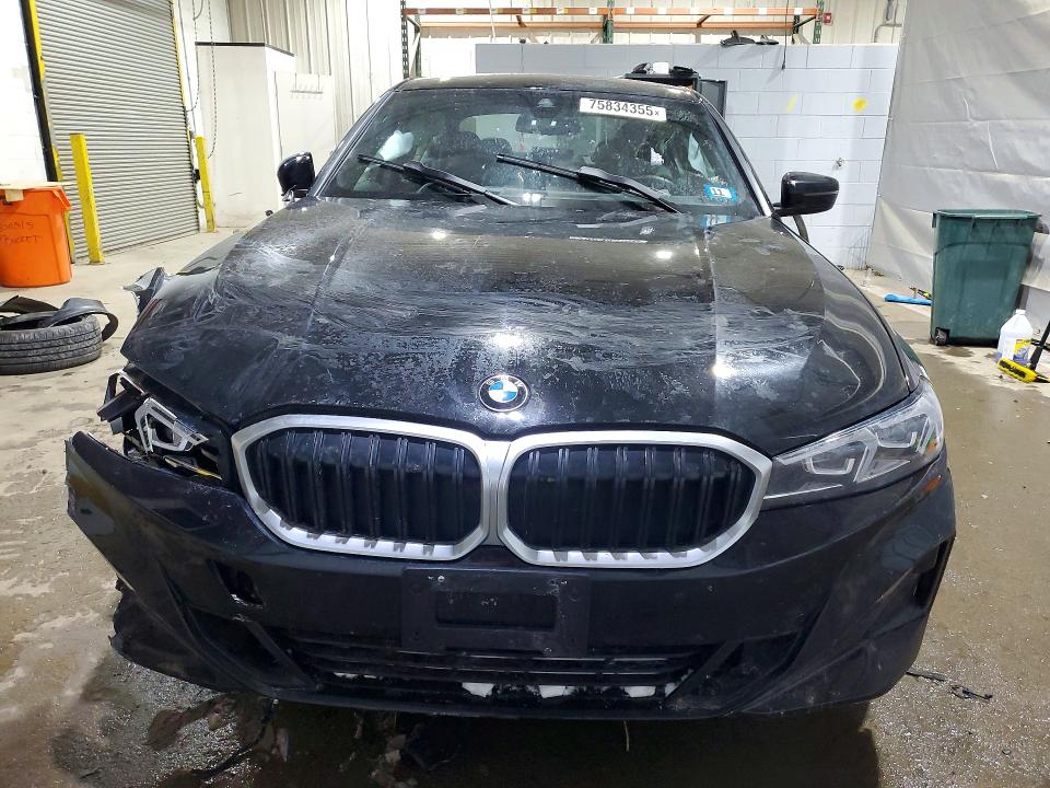 Photo 5 from auction – 2023 BMW 330XI with VIN 3MW89FF02P8D10103