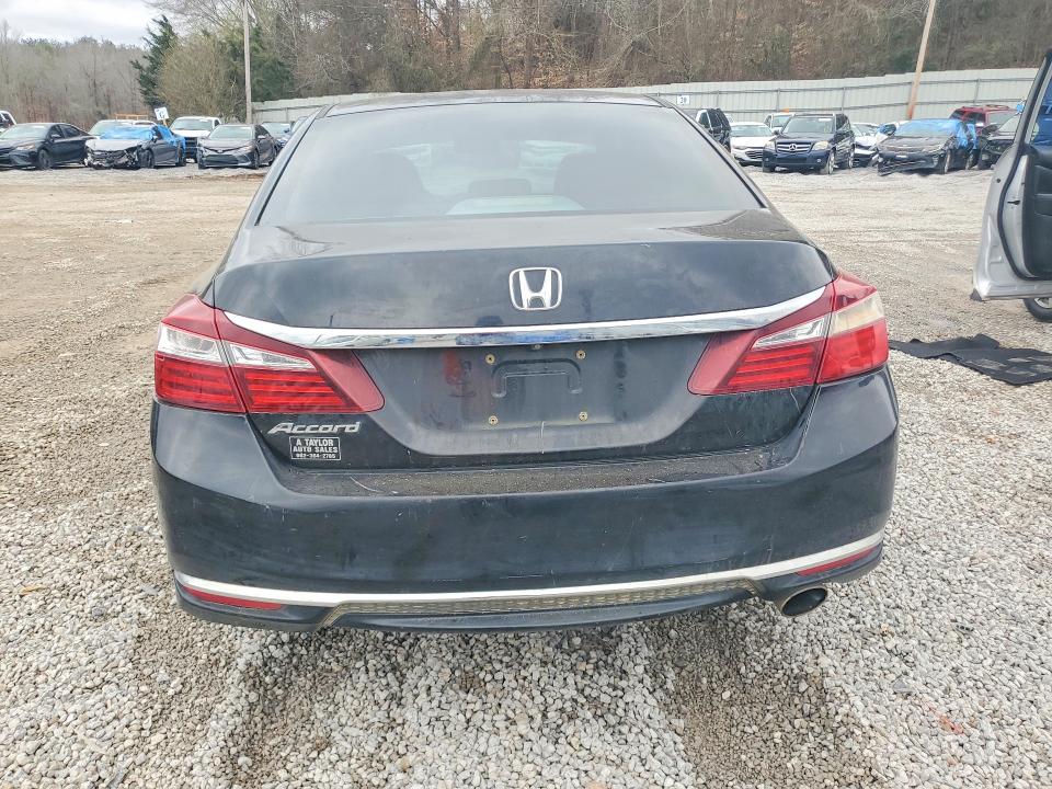 Photo 6 from auction – 2016 HONDA ACCORD with VIN 1HGCR2F33GA071568