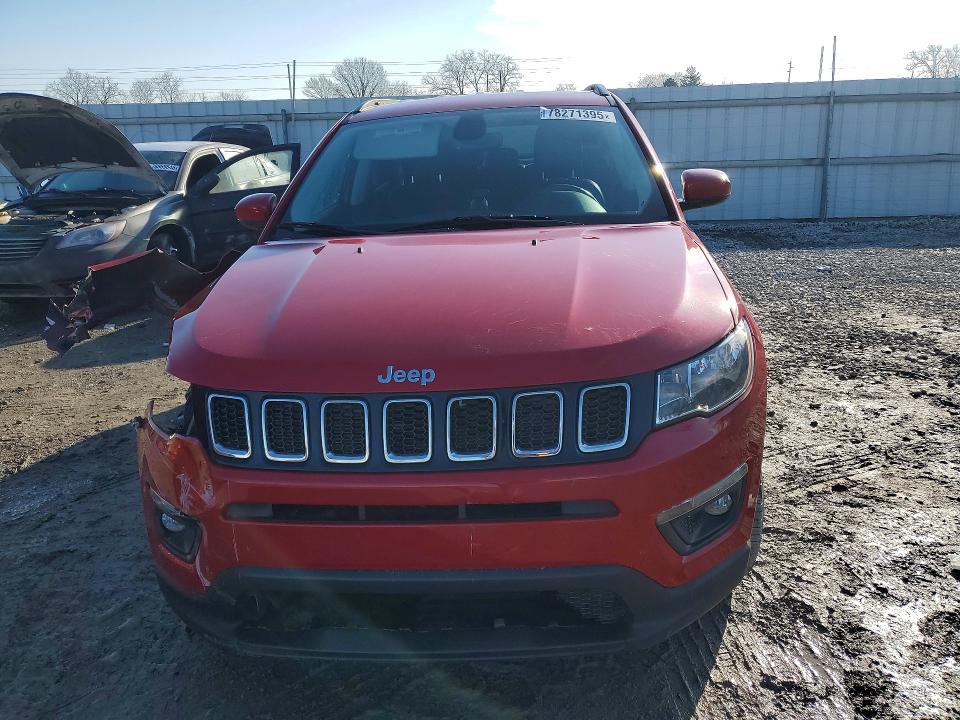 Photo 5 from auction – 2020 JEEP COMPASS with VIN 3C4NJDBB8LT115591