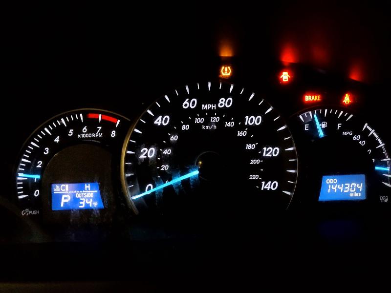 Photo 9 from auction – 2013 TOYOTA CAMRY with VIN 4T4BF1FK8DR308247