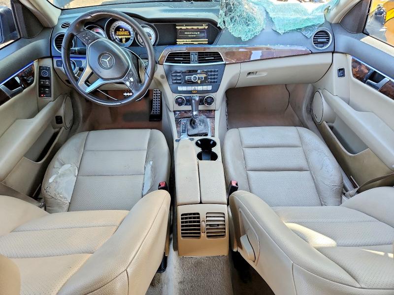 Photo 8 from auction – 2013 MERCEDES-BENZ C with VIN WDDGF8AB0DR243245