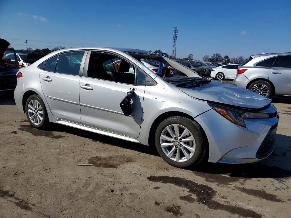Photo 4 from auction – 2023 TOYOTA COROLLA with VIN 5YFB4MDE9PP076519
