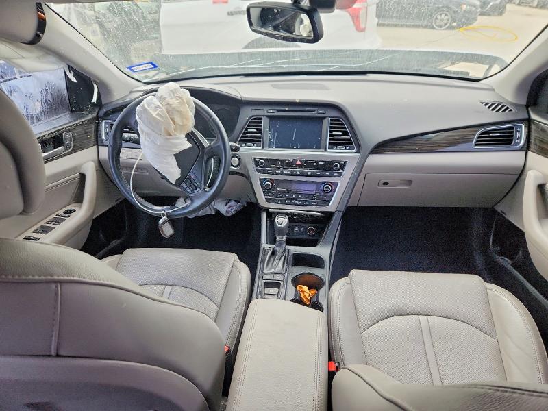 Photo 8 from auction – 2017 HYUNDAI SONATA with VIN 5NPE34AF9HH557320