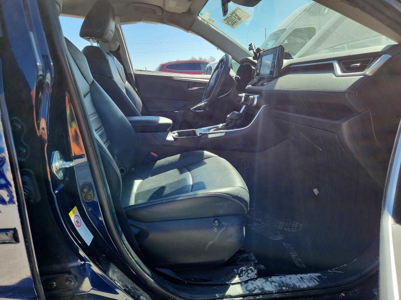 Photo 7 from auction – 2019 TOYOTA RAV4 with VIN JTMC1RFV0KD014784