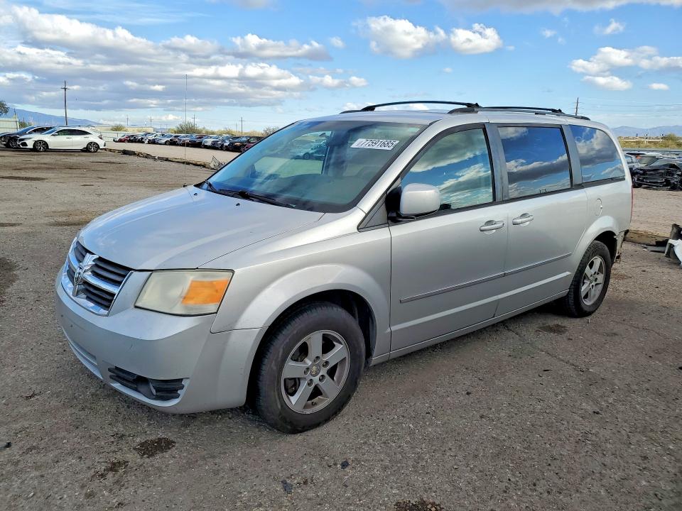 DODGE GRAND CARA 2010 with VIN 2D4RN5D1XAR331798 - Photo from auction