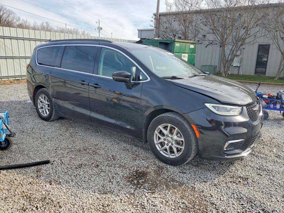 Photo 4 from auction – 2022 CHRYSLER PACIFICA with VIN 2C4RC1BG3NR115879