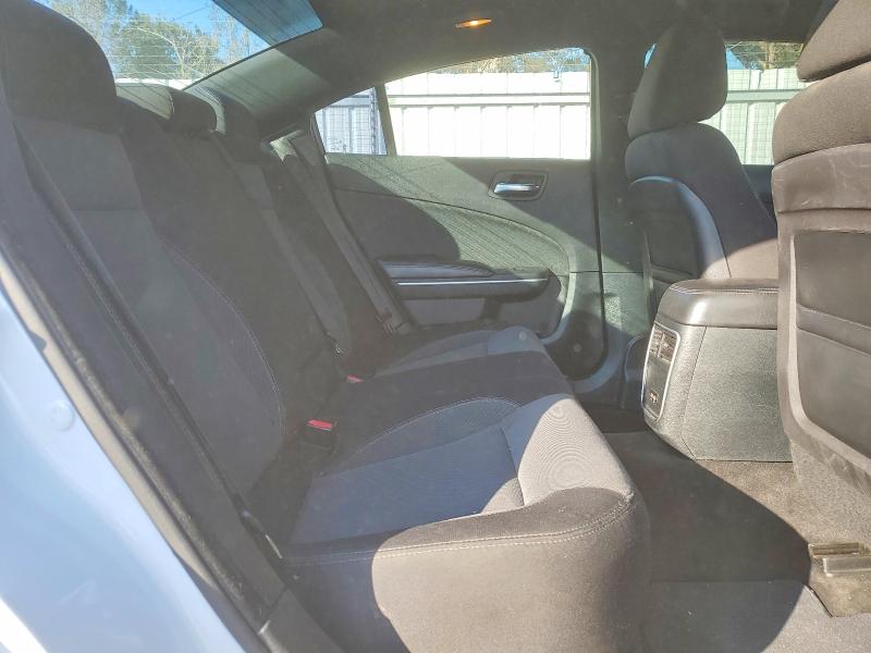 Photo 10 from auction – 2015 DODGE CHARGER with VIN 2C3CDXBG3FH813295