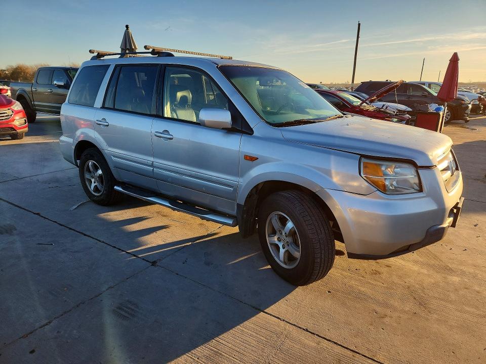 Photo 4 from auction – 2008 HONDA PILOT EXL with VIN 5FNYF18588B043022