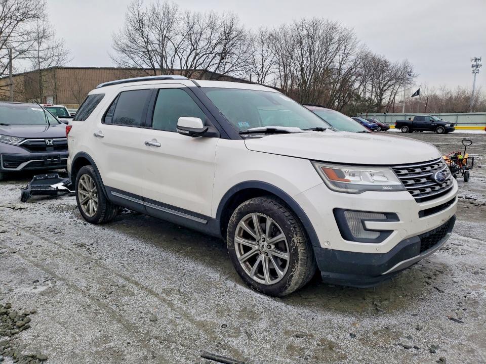 Photo 4 from auction – 2017 FORD EXPLORER with VIN 1FM5K8F82HGE06985