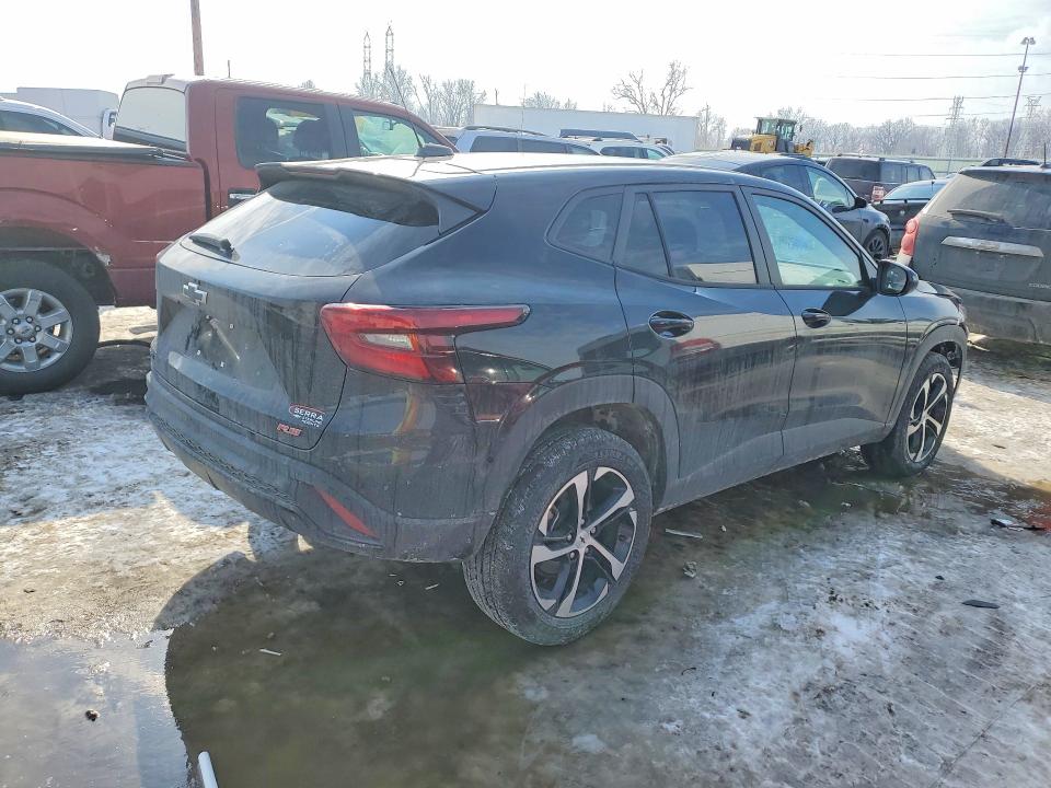 Photo 3 from auction – 2025 CHEVROLET TRAX 1RS with VIN KL77LGEP4SC131676