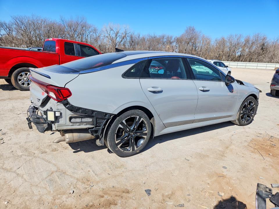Photo 3 from auction – 2021 KIA K5 with VIN 5XXG64J24MG050084