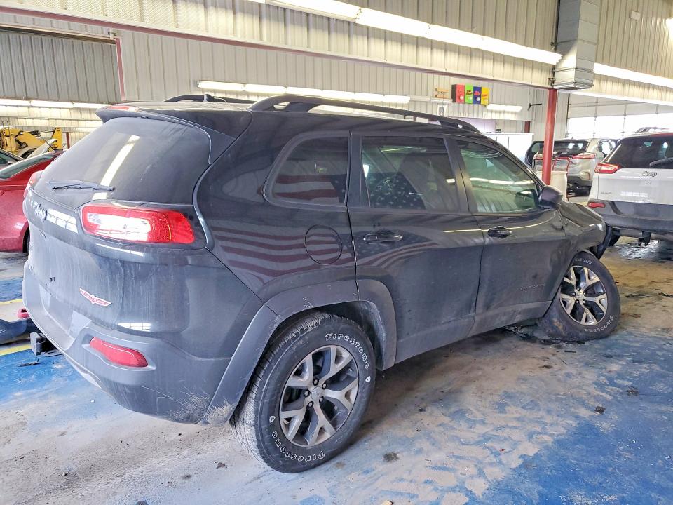 Photo 3 from auction – 2015 JEEP CHEROKEE with VIN 1C4PJMBS8FW650119