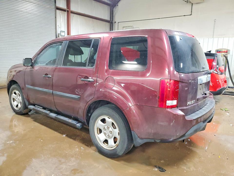 Photo 2 from auction – 2015 HONDA PILOT LX with VIN 5FNYF4H20FB009614