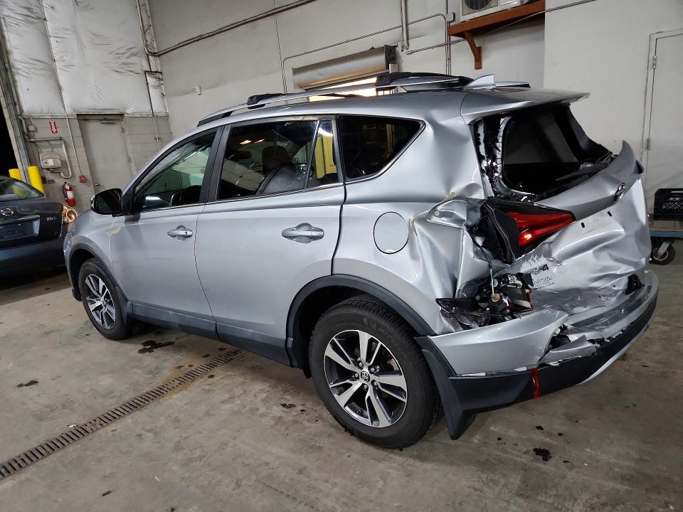 صورة رقم 2 من المزاد - 2018 TOYOTA RAV4 ADVEN مع VIN 2T3RFREV9JW727309