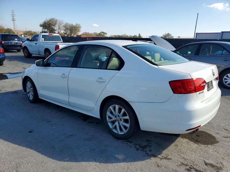 Photo 2 from auction – 2012 VOLKSWAGEN JETTA SE with VIN 3VWDP7AJ6CM367965