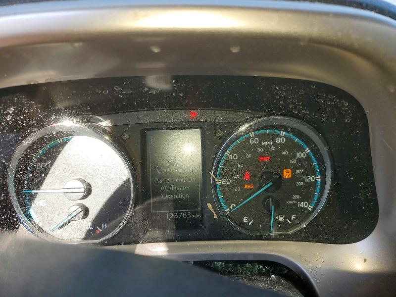Photo 9 from auction – 2017 TOYOTA RAV4 HV with VIN JTMRJREV6HD147456