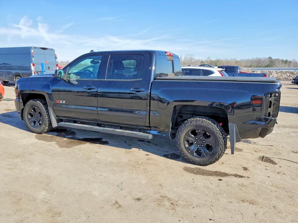 Photo 2 from auction – 2018 CHEVROLET SILVERADO with VIN 3GCUKSEJ8JG619452
