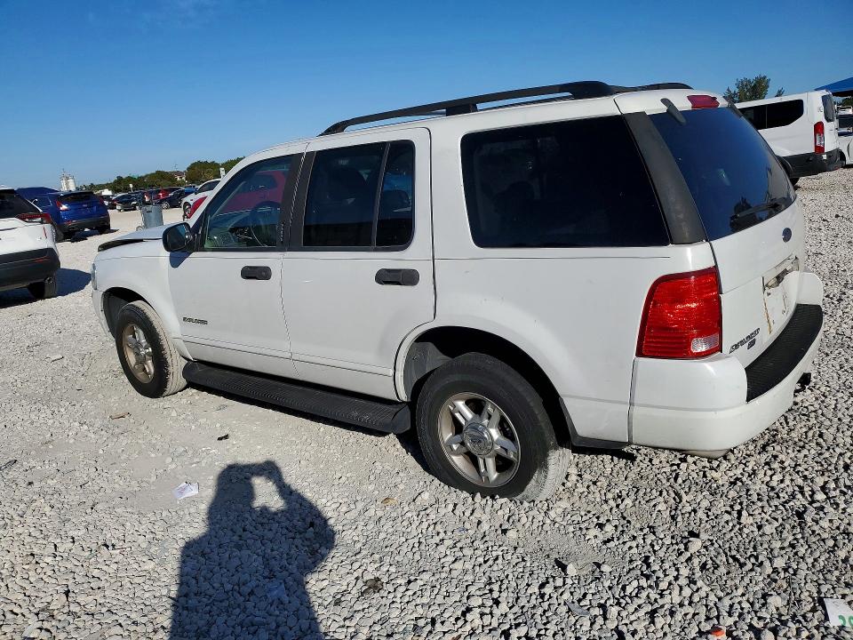 Foto 2 de la subasta – 2004 FORD EXPLORER X con VIN 1FMZU63K44UB54197