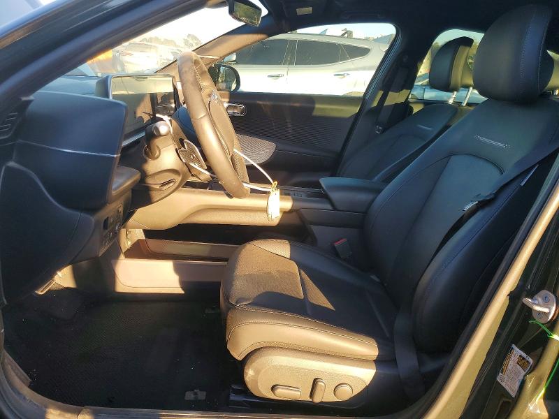 Photo 7 from auction – 2024 HYUNDAI IONIQ 6 with VIN KMHM54AA4RA067396