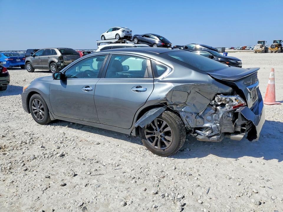 Photo 2 from auction – 2015 NISSAN ALTIMA with VIN 1N4AL3AP8FN921313