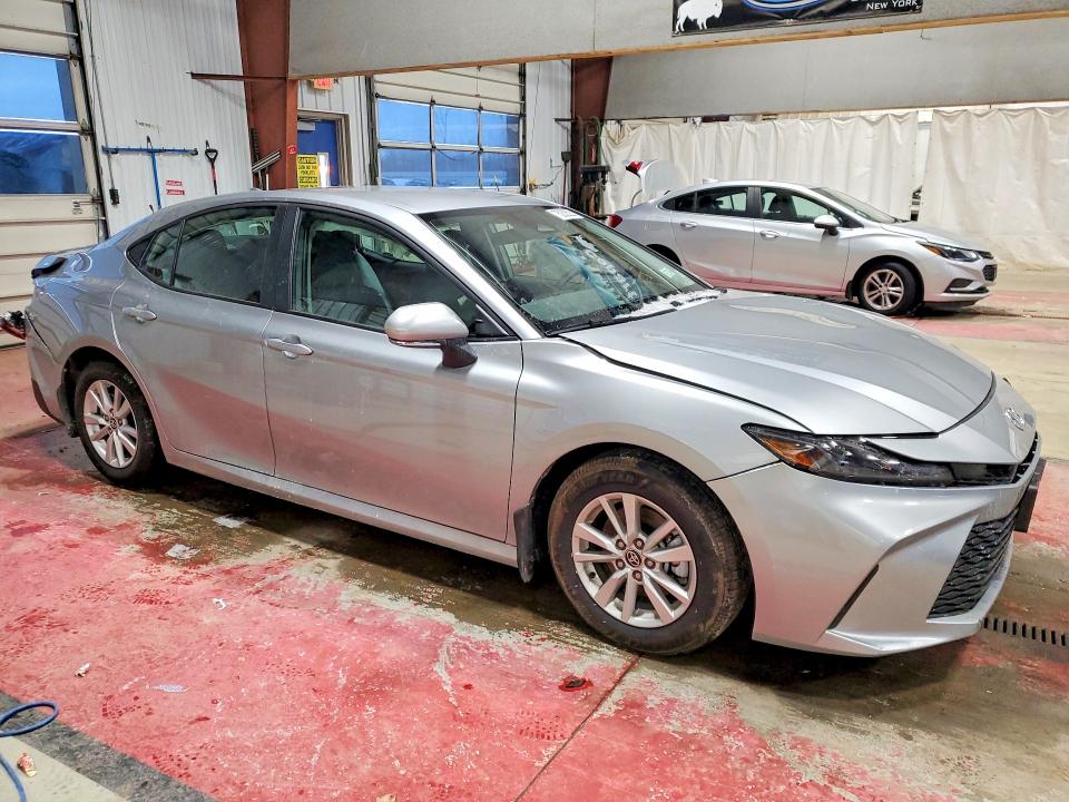 Photo 4 from auction – 2025 TOYOTA CAMRY with VIN 4T1DAACK7SU182210