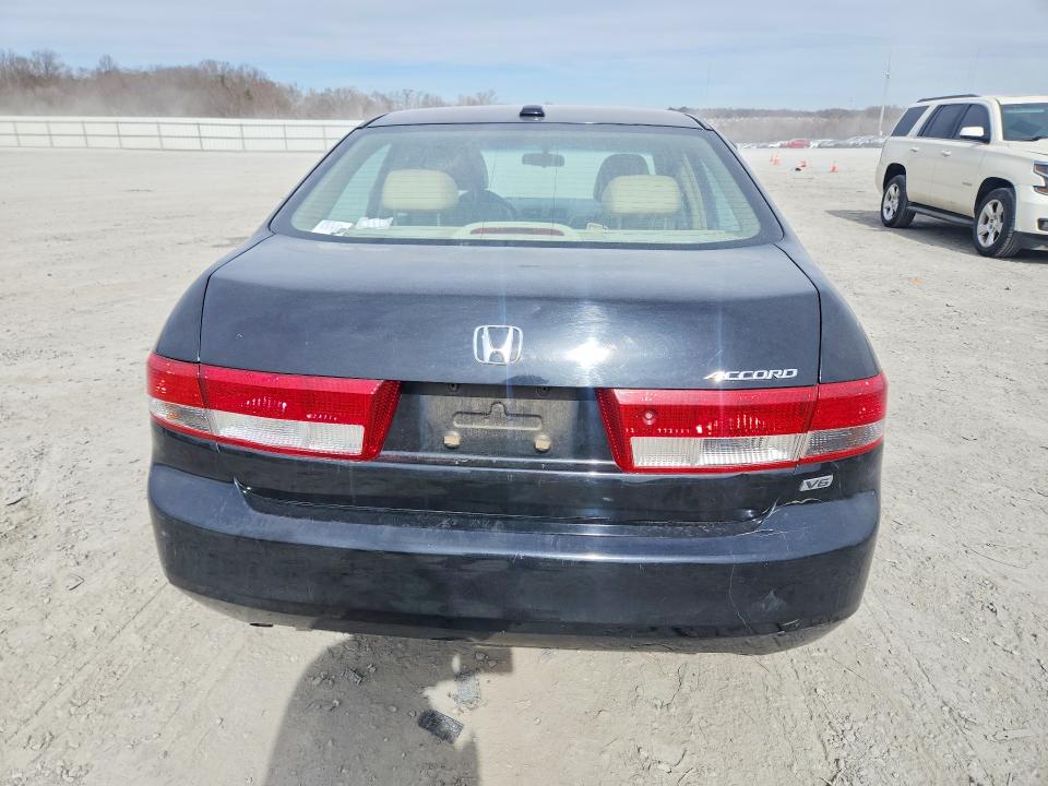 Photo 6 from auction – 2004 HONDA ACCORD with VIN 1HGCM66504A085933