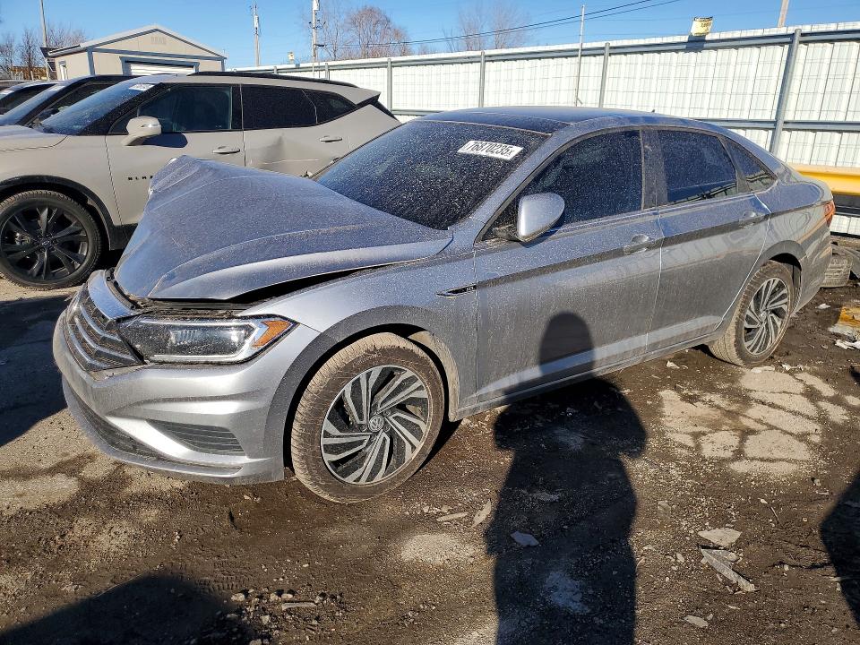 VOLKSWAGEN JETTA SEL 2020 with VIN 3VWEB7BU6LM024925 - Photo from auction