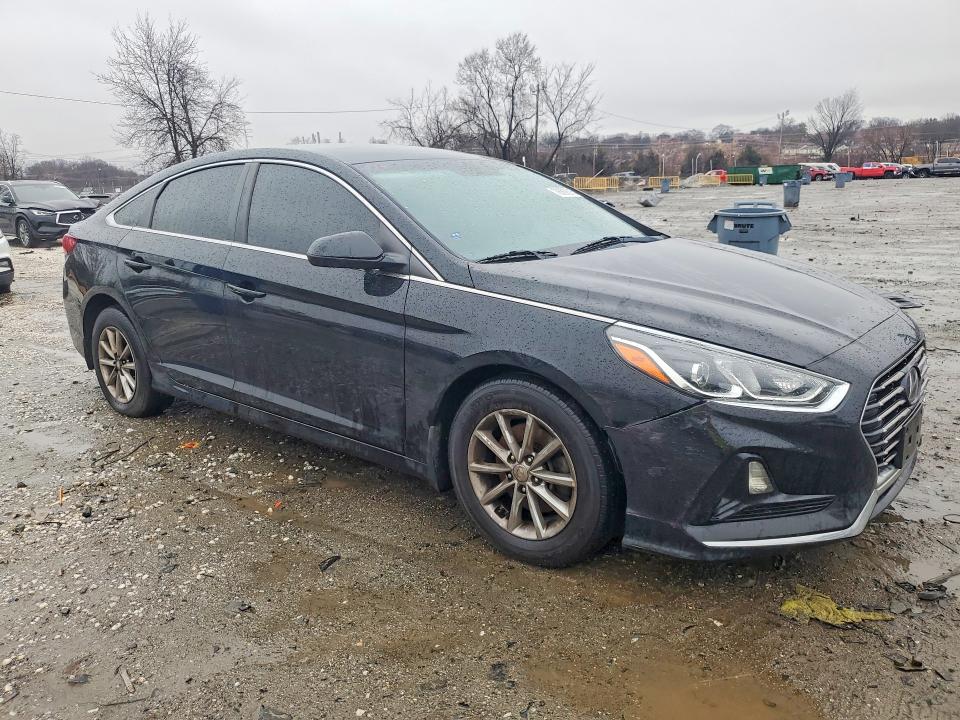 Photo 4 from auction – 2018 HYUNDAI SONATA with VIN 5NPE24AF4JH680418