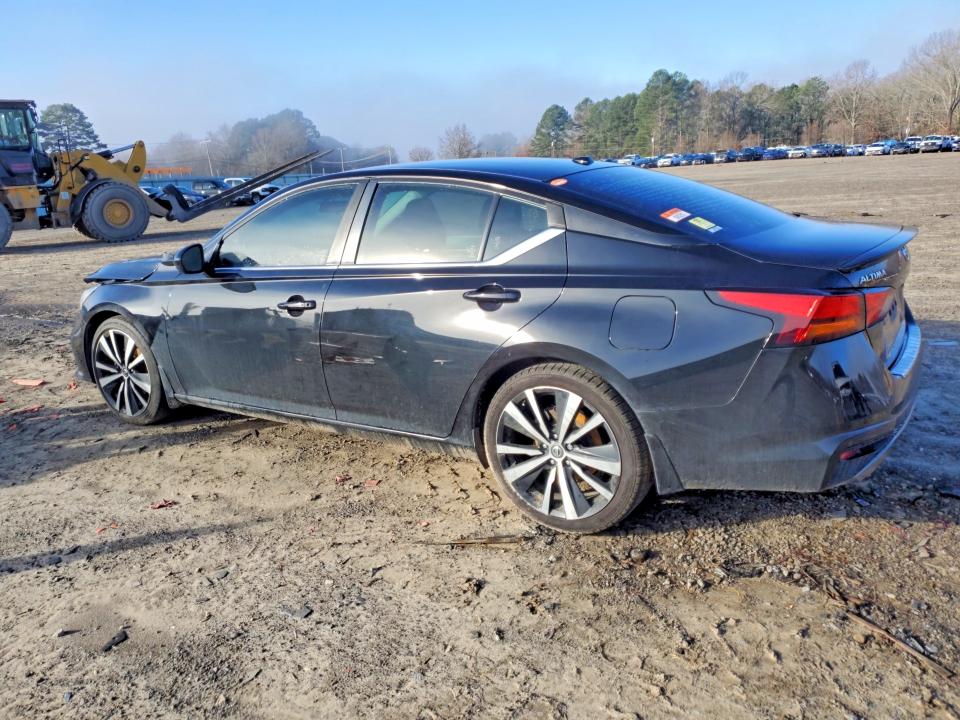 Photo 2 from auction – 2019 NISSAN ALTIMA SR with VIN 1N4BL4CV7KC187419