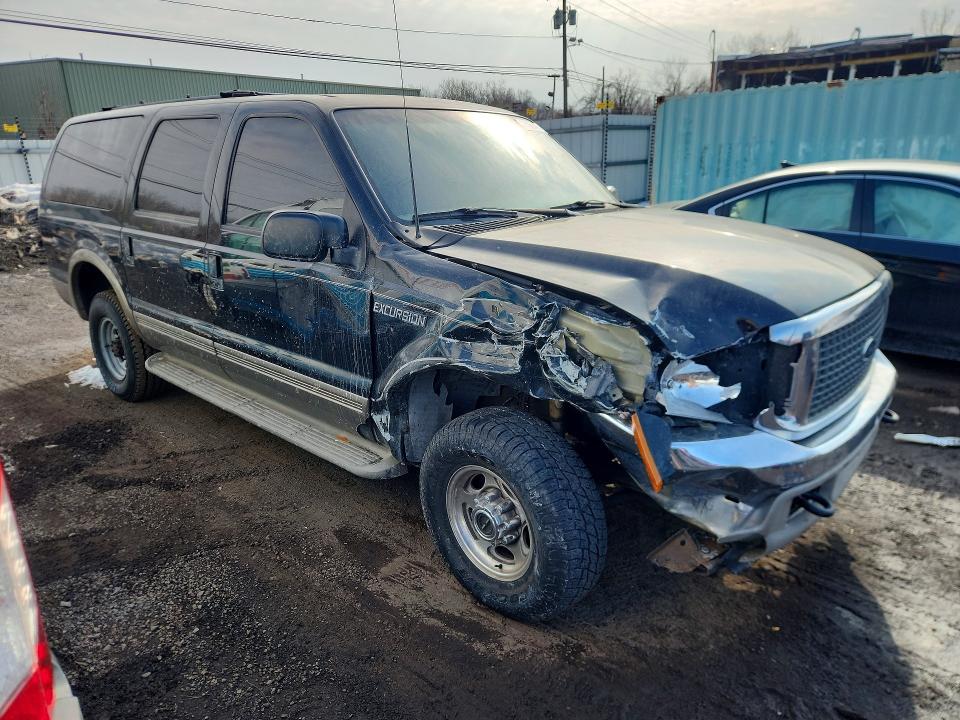 Photo 4 from auction – 2001 FORD EXCURSION with VIN 1FMNU43SX1EA78039