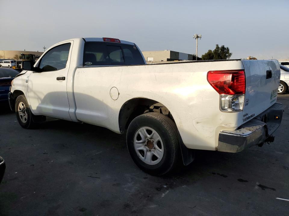 Photo 2 from auction – 2010 TOYOTA TUNDRA with VIN 5TFLM5F10AX002368