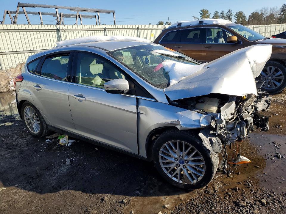Photo 4 from auction – 2012 FORD FOCUS with VIN 1FAHP3M23CL200097