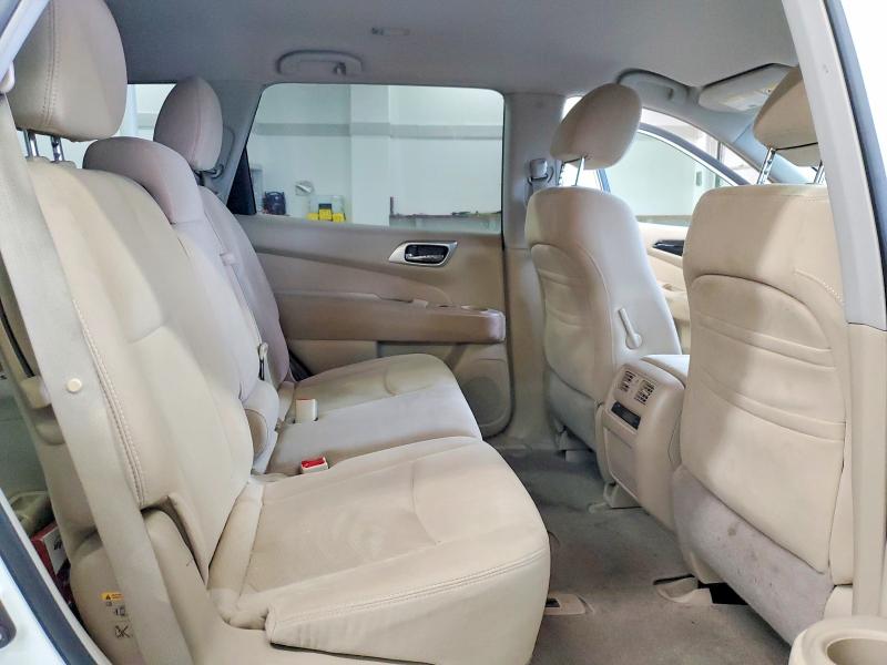 Photo 11 from auction – 2013 NISSAN PATHFINDER with VIN 5N1AR2MM9DC620445