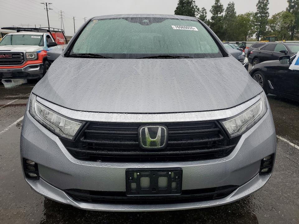 Photo 5 from auction – 2023 HONDA ODYSSEY with VIN 5FNRL6H65PB078442