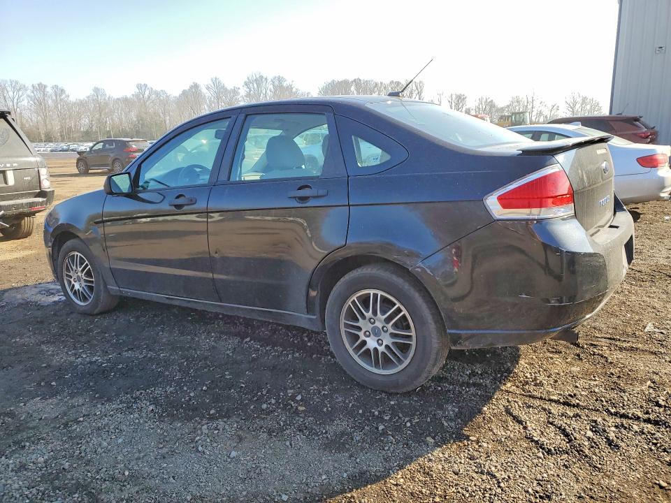 Photo 2 from auction – 2011 FORD FOCUS with VIN 1FAHP3FN0BW121233