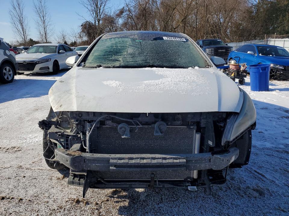 Photo 5 from auction – 2016 HYUNDAI SONATA with VIN 5NPE34AF5GH277845