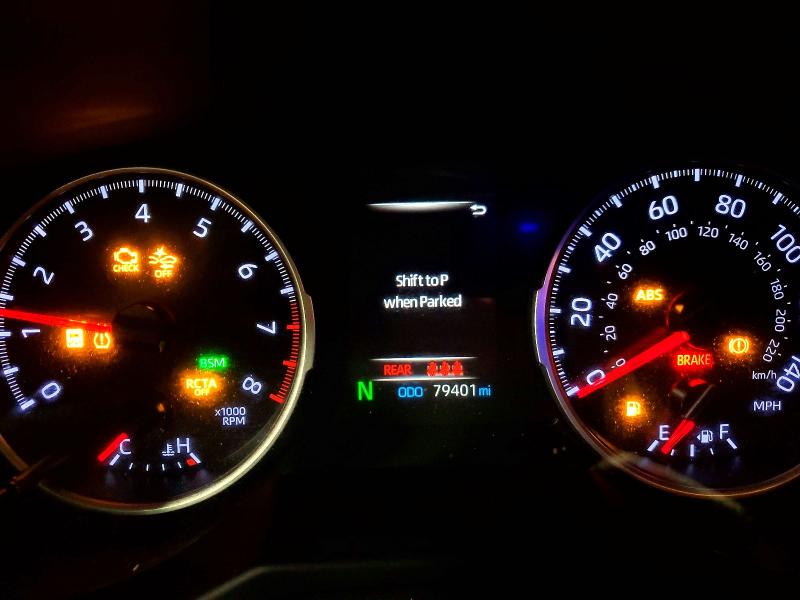 Photo 9 from auction – 2019 TOYOTA RAV4 XLE with VIN JTMP1RFV2KD043723