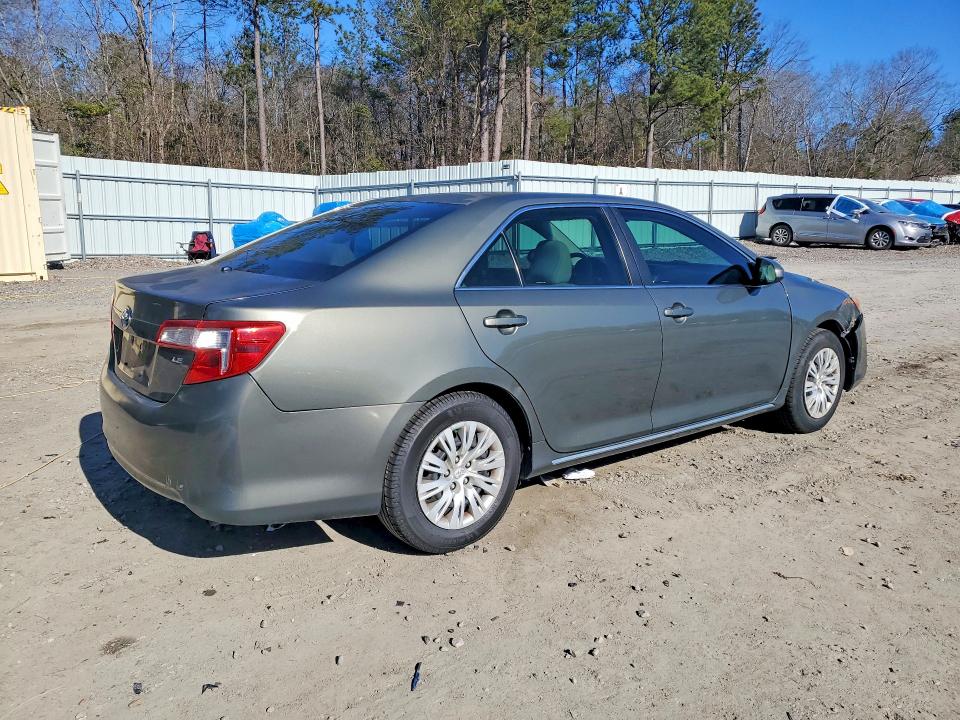 صورة رقم 3 من المزاد - 2014 TOYOTA CAMRY L مع VIN 4T1BF1FK9EU732872