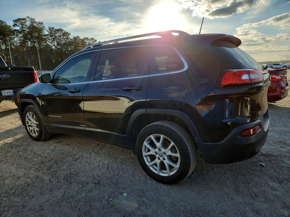 Photo 2 from auction – 2018 JEEP CHEROKEE with VIN 1C4PJLLB4JD605952