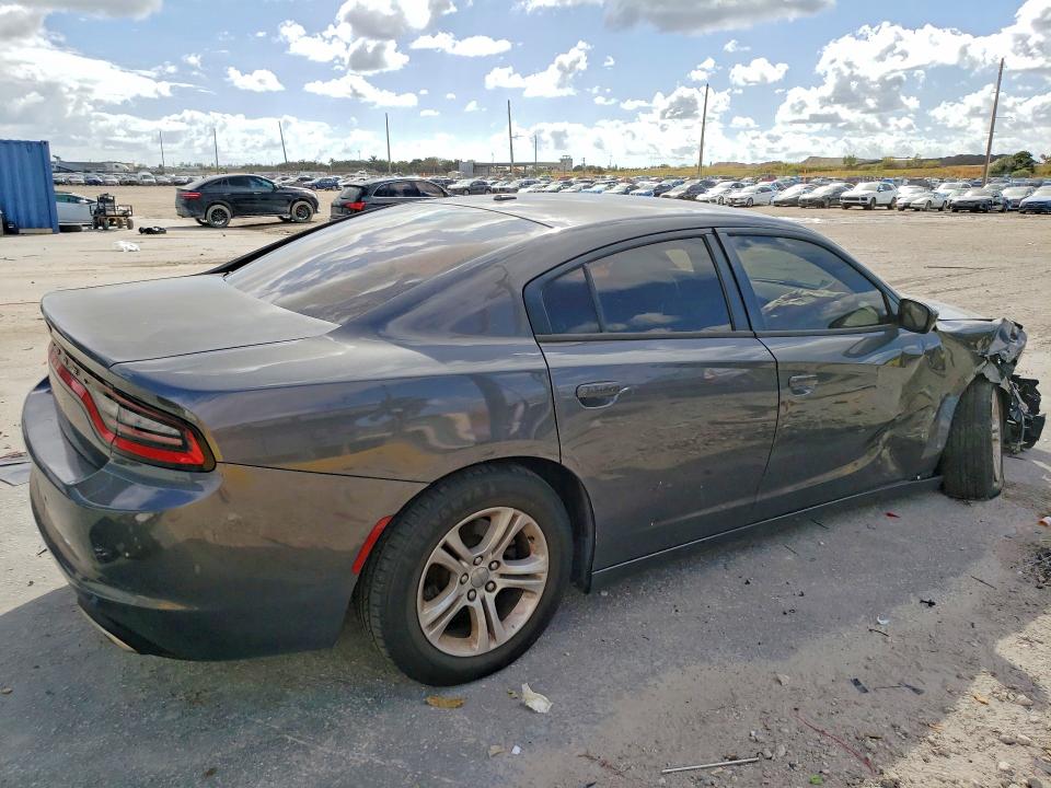Photo 3 from auction – 2019 DODGE CHARGER with VIN 2C3CDXBG7KH657904