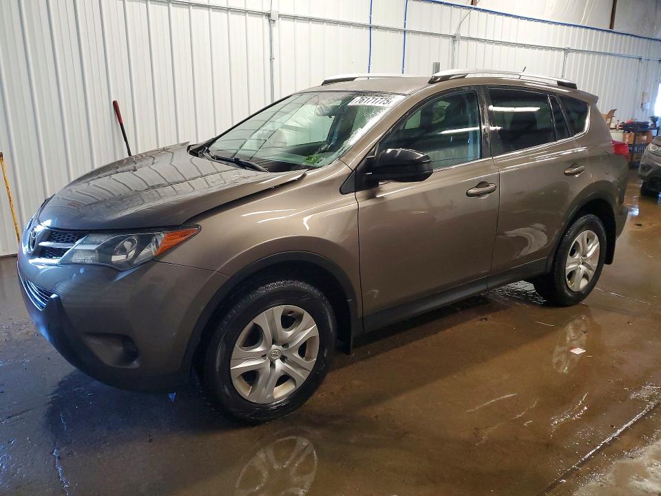 TOYOTA RAV4 LE 2015 with VIN 2T3BFREV3FW390774 - Photo from auction
