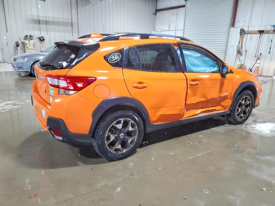 Photo 3 from auction – 2018 SUBARU CROSSTREK with VIN JF2GTACC7JH212528