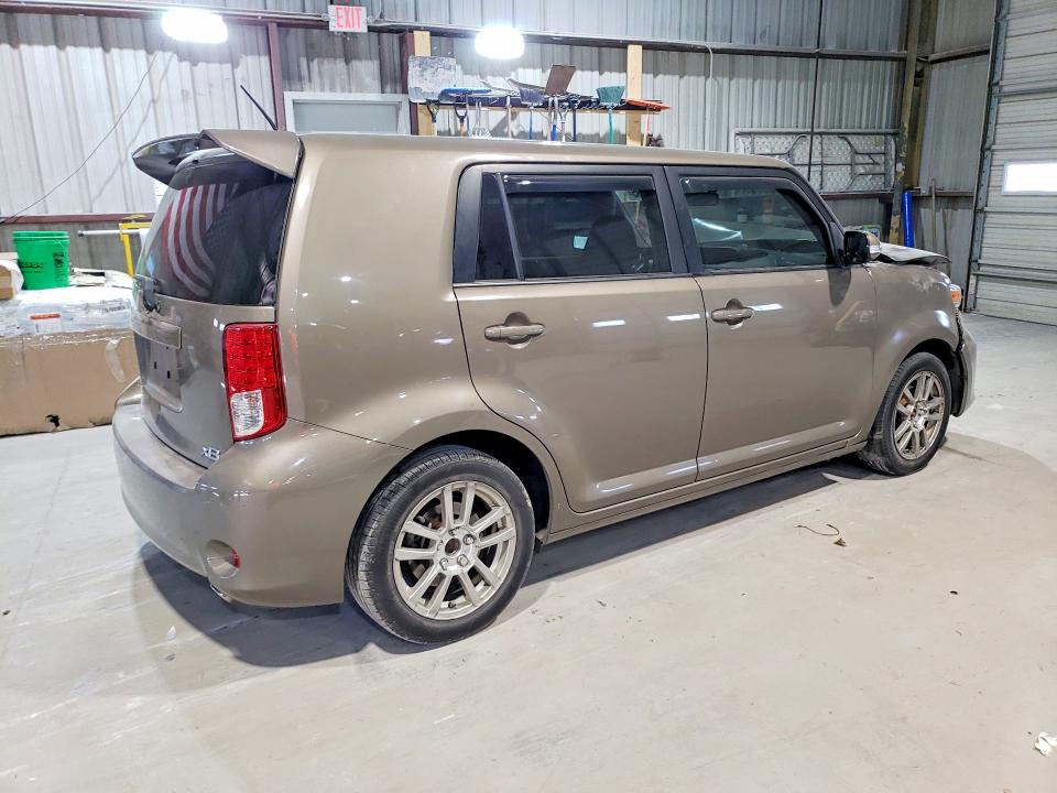 Photo 3 from auction – 2011 TOYOTA SCION with VIN JTLZE4FE6B1130773